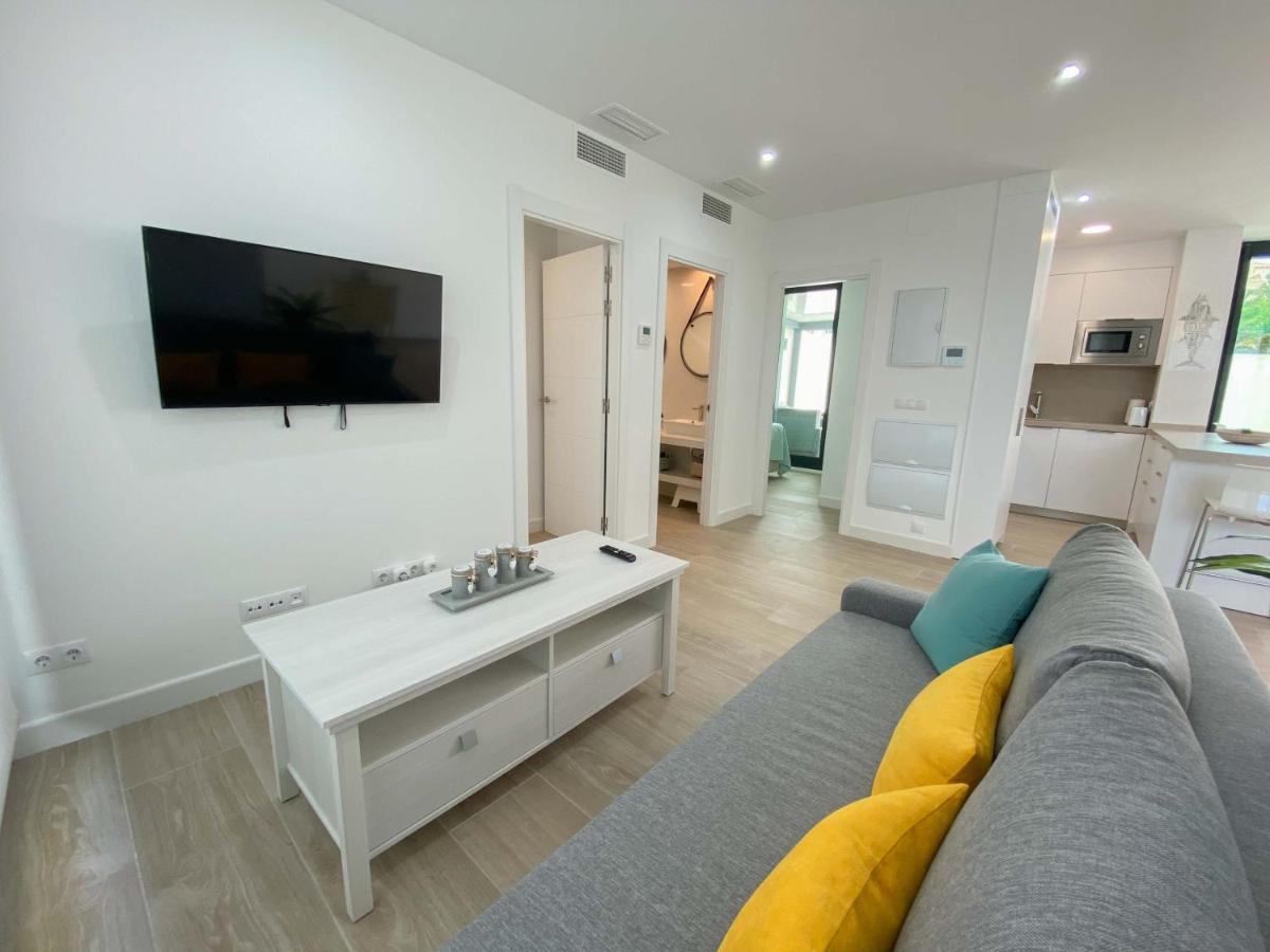 Апартаменты Tarifa Cozy House - Private Pool - Wifi - Modern Экстерьер фото