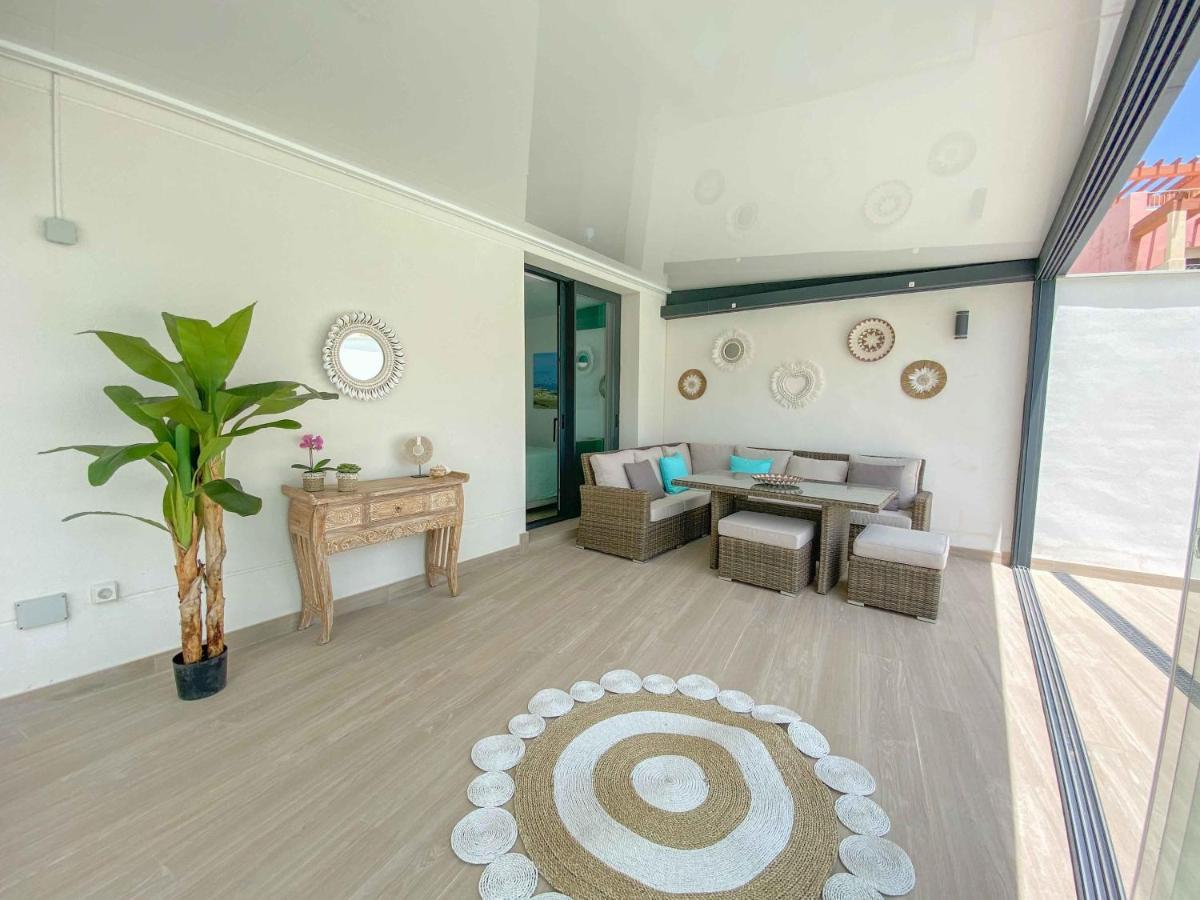Апартаменты Tarifa Cozy House - Private Pool - Wifi - Modern Экстерьер фото