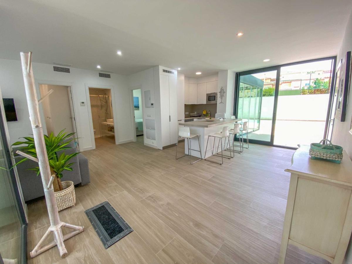 Апартаменты Tarifa Cozy House - Private Pool - Wifi - Modern Экстерьер фото