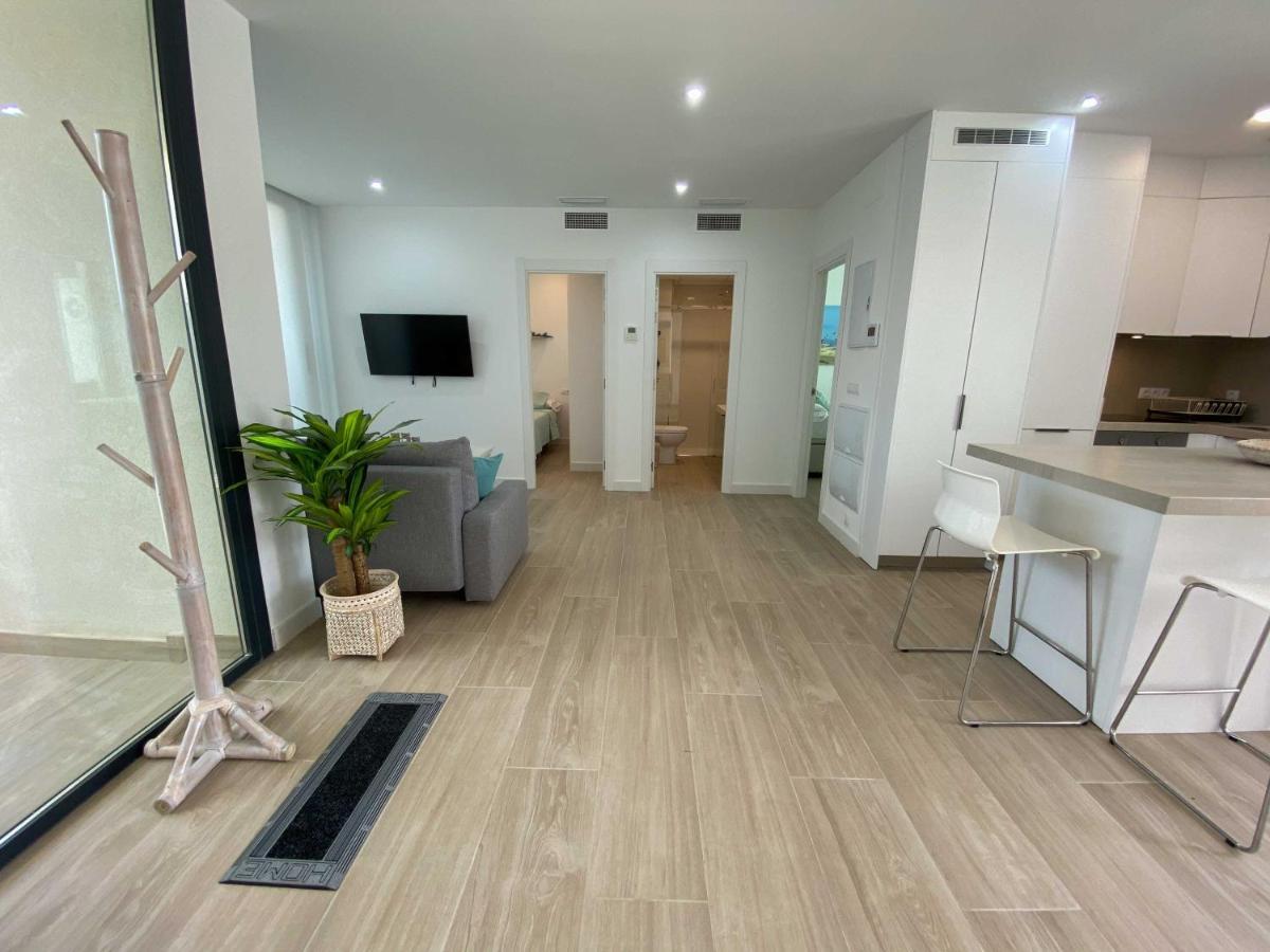 Апартаменты Tarifa Cozy House - Private Pool - Wifi - Modern Экстерьер фото