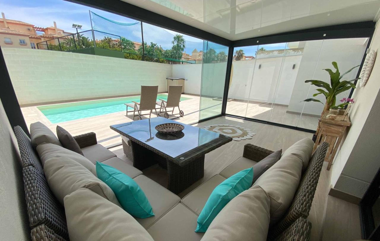 Апартаменты Tarifa Cozy House - Private Pool - Wifi - Modern Экстерьер фото