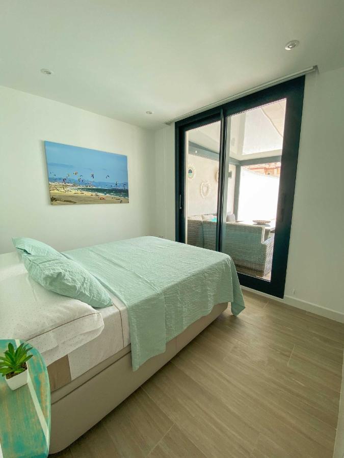 Апартаменты Tarifa Cozy House - Private Pool - Wifi - Modern Экстерьер фото