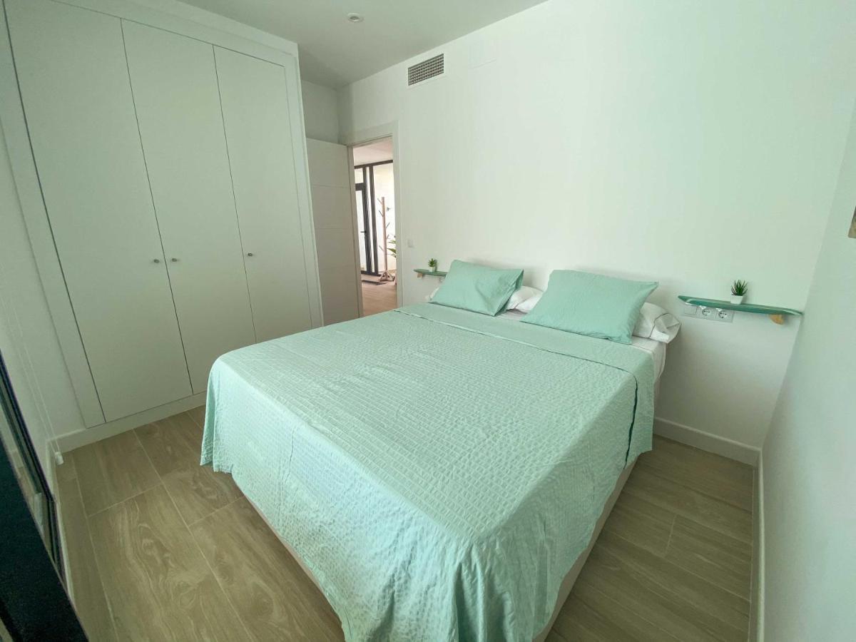Апартаменты Tarifa Cozy House - Private Pool - Wifi - Modern Экстерьер фото